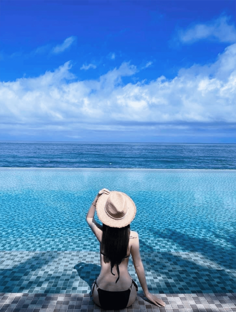 나트랑해변가 수영장