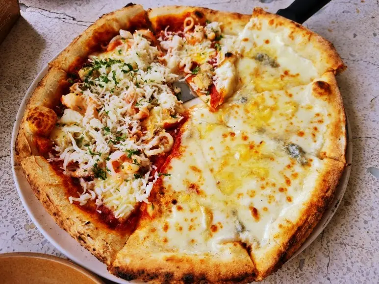 나트랑 쉐라톤 호텔 PIZZA 4P'S 피자1