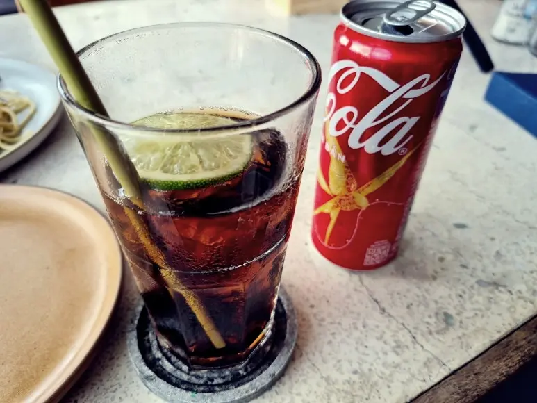 나트랑 쉐라톤 호텔 PIZZA 4P'S 콜라