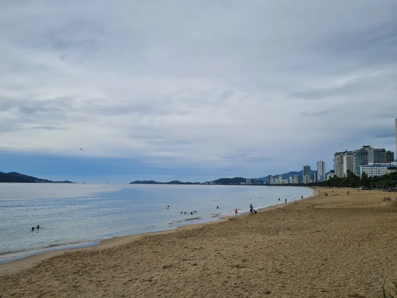 아름다운 나트랑 바다 그리고 카지노